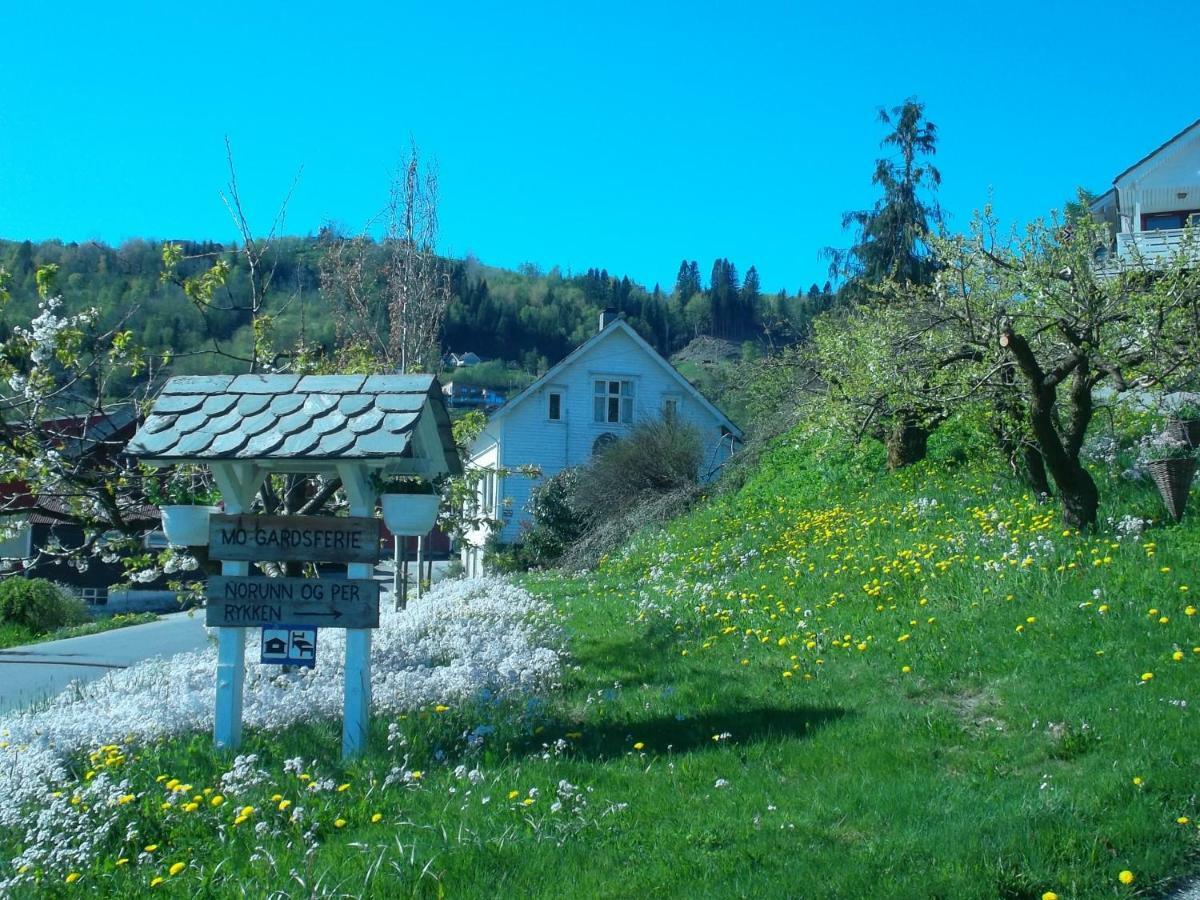 Mo Gardsferie-Pers Frukthage Villa Oystese ภายนอก รูปภาพ